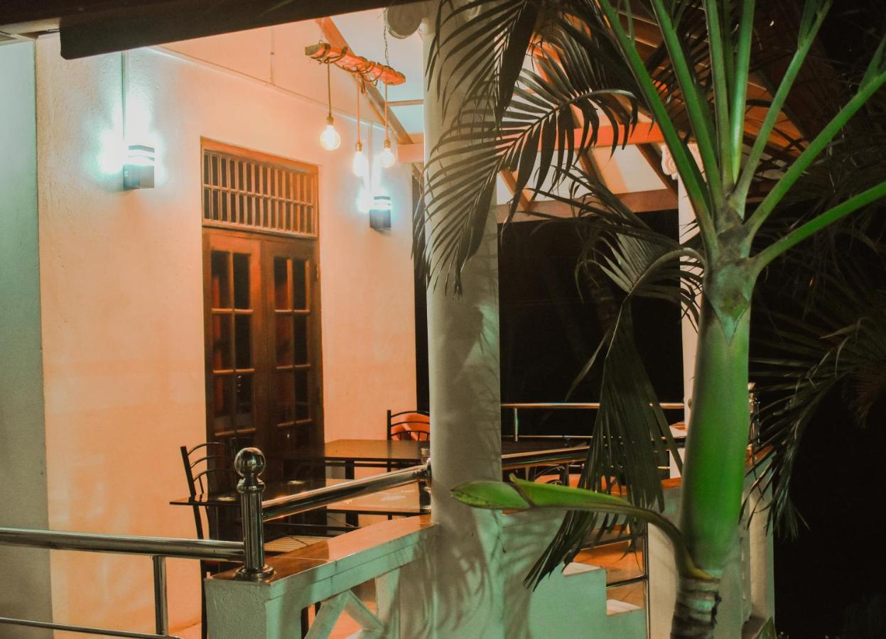 Myr-O Homestay Kombichankulama Экстерьер фото
